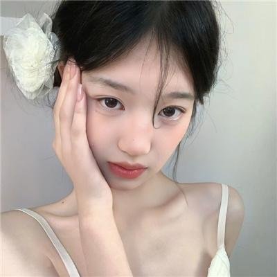 呢个校园选乜鬼